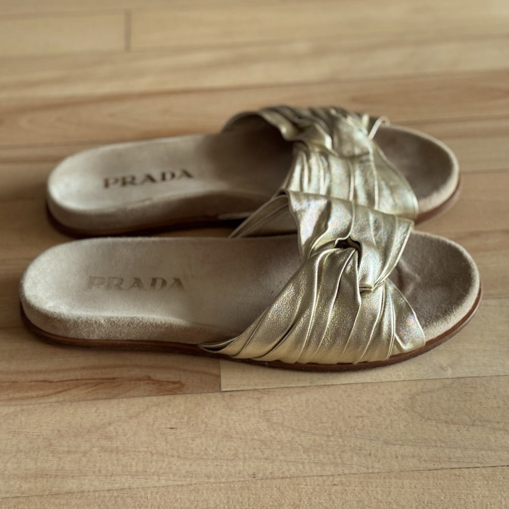 Prada gold sandals. Size 40